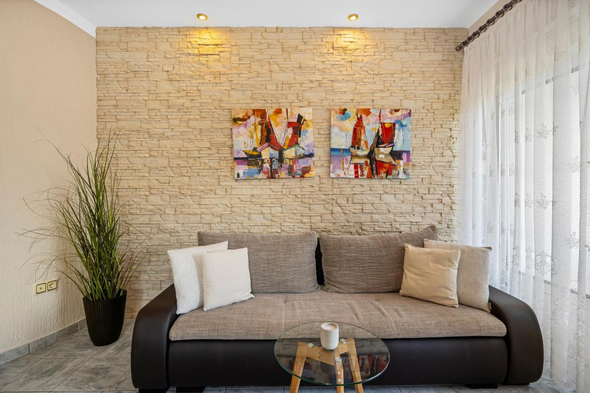 Aquarius Apartments - Beachside With Heated Pool Vodice Cameră foto